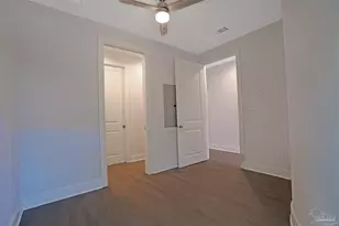 379 Clubbs St, Pensacola, FL 32502 - Photo 8