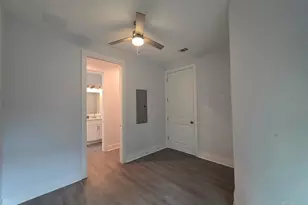 379 Clubbs St, Pensacola, FL 32502 - Photo 8