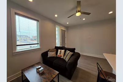 379 Clubbs St #A, Pensacola, FL 32502 - Photo 4
