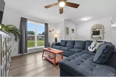 5630 Balderas Ave, Pensacola, FL 32507 - Photo 8