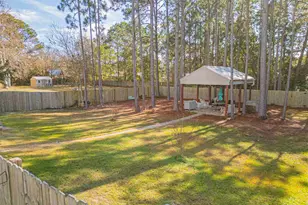 9283 Ridge Dr, Navarre, FL 32566 - Photo 34