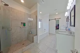 9283 Ridge Dr, Navarre, FL 32566 - Photo 16