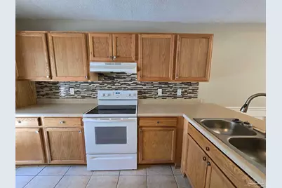 7221 Lago Vista Ct, Pensacola, FL 32506 - Photo 12