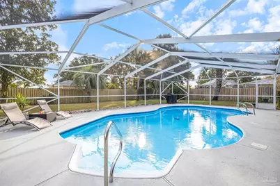213 Clear Lake Dr, Pensacola, FL 32507 - Photo 2