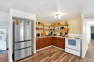 402 N 62nd Ave, Pensacola, FL 32506 - Photo 2