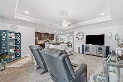 1827 Sundown Dr, Navarre, FL 32566 - Photo 2