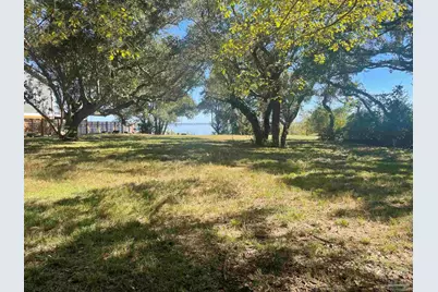 3717 Mackey Cove Dr, Pensacola, FL 32514 - Photo 2