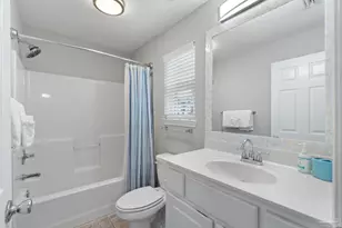 8436 Gulf Blvd, Navarre Beach, FL 32566 - Photo 20