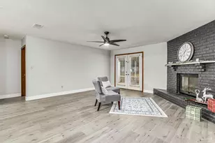 555 Seapine Cir, Pensacola, FL 32506 - Photo 2