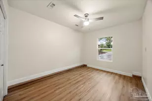 2726 Sanibel Pl, Gulf Breeze, FL 32563 - Photo 16