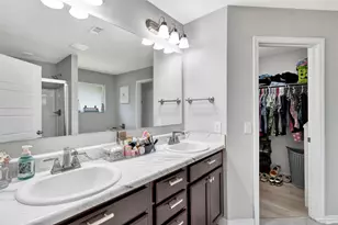 4304 Village Oak Ln, Pace, FL 32571 - Photo 16