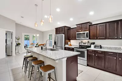 4304 Village Oak Ln, Pace, FL 32571 - Photo 8