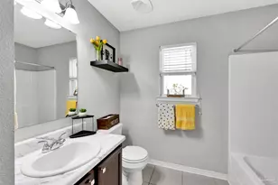 4304 Village Oak Ln, Pace, FL 32571 - Photo 18