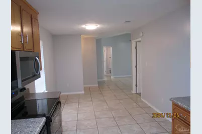 526 Greenberry Dr, Cantonment, FL 32533 - Photo 10