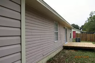 526 Greenberry Dr, Cantonment, FL 32533 - Photo 4