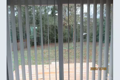 526 Greenberry Dr, Cantonment, FL 32533 - Photo 6