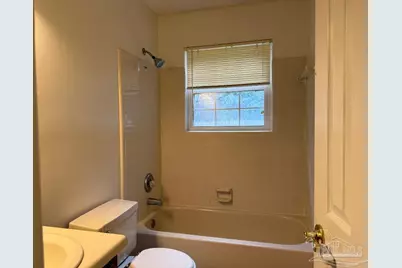 1514 Mariners Cir, Gulf Breeze, FL 32563 - Photo 12