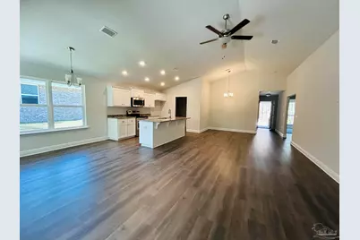1490 Lansing Dr, Pensacola, FL 32504 - Photo 2