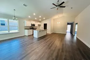 1490 Lansing Dr, Pensacola, FL 32504 - Photo 2