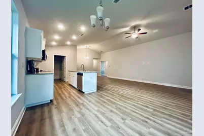 1490 Lansing Dr, Pensacola, FL 32504 - Photo 4