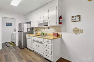 7072 Lake Joanne Dr, Pensacola, FL 32506 - Photo 14