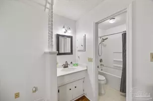 7072 Lake Joanne Dr, Pensacola, FL 32506 - Photo 26