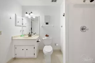 7072 Lake Joanne Dr, Pensacola, FL 32506 - Photo 18