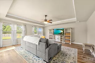 6096 Winchester Cir, Milton, FL 32570 - Photo 18