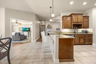 6096 Winchester Cir, Milton, FL 32570 - Photo 6