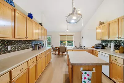 6711 Desoto St, Navarre, FL 32566 - Photo 12