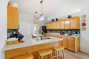 6711 Desoto St, Navarre, FL 32566 - Photo 10