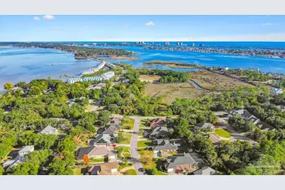 16268 Ygnacio Serra Dr, Pensacola, FL 32507 - Photo 44