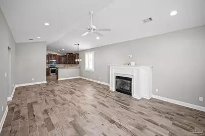 1121 E Maxwell St, Pensacola, FL 32503 - Photo 14