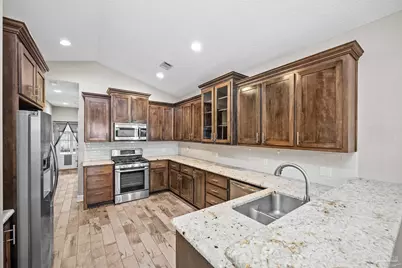 1121 E Maxwell St, Pensacola, FL 32503 - Photo 18