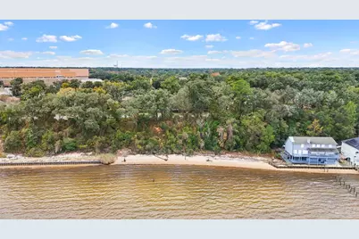 8600 Scenic Hwy, Pensacola, FL 32514 - Photo 8