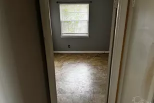 1460 Bakalane Ct, Pensacola, FL 32504 - Photo 16