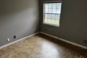 1460 Bakalane Ct, Pensacola, FL 32504 - Photo 12