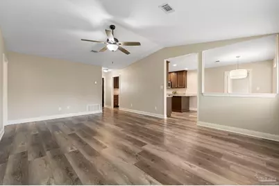 686 Seapine Cir, Pensacola, FL 32506 - Photo 14