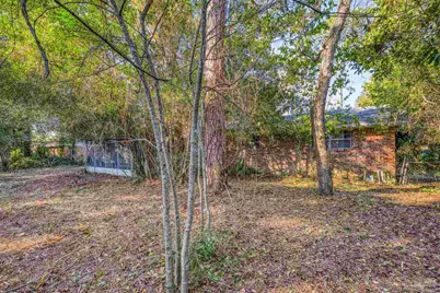 204 S Sunset Blvd, Gulf Breeze, FL 32561 - Photo 12