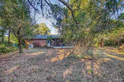 204 S Sunset Blvd, Gulf Breeze, FL 32561 - Photo 14