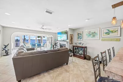 1810 Sea Pines Ln, Navarre, FL 32566 - Photo 14