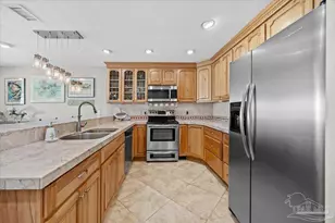 1810 Sea Pines Ln, Navarre, FL 32566 - Photo 10