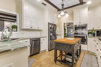 6456 Pansy Dr, Milton, FL 32570 - Photo 2