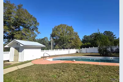 6001 W Hwy 4, Century, FL 32535 - Photo 10