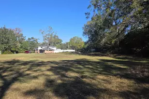 6001 W Hwy 4, Century, FL 32535 - Photo 8