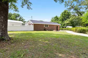 6001 W Hwy 4, Century, FL 32535 - Photo 4