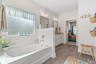 1469 Ballyhoo Dr, Gulf Breeze, FL 32563 - Photo 46