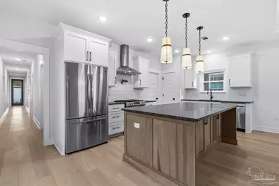 724 N Coyle St, Pensacola, FL 32501 - Photo 2