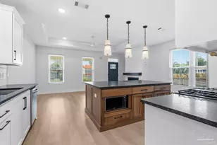 724 N Coyle St, Pensacola, FL 32501 - Photo 4