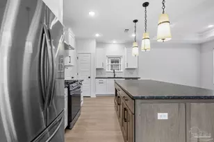 724 N Coyle St, Pensacola, FL 32501 - Photo 40